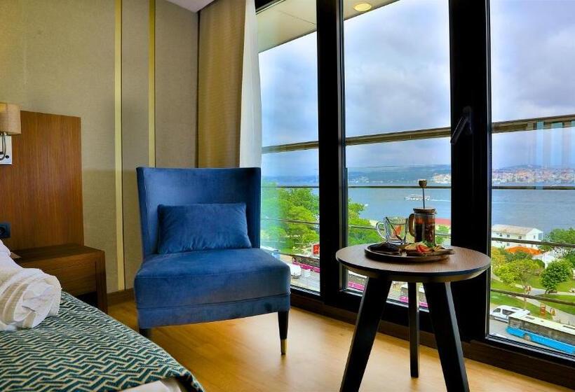 اتاق لوکس با چشم‌انداز, Zimmer Bosphorus