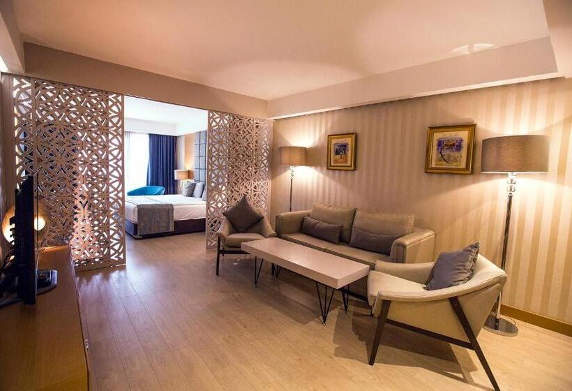 سوئیت دولوکس با چشمانداز, Zimmer Bosphorus