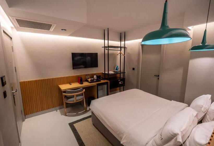 اتاق خانوادگی تودرتو, Zimmer Bosphorus