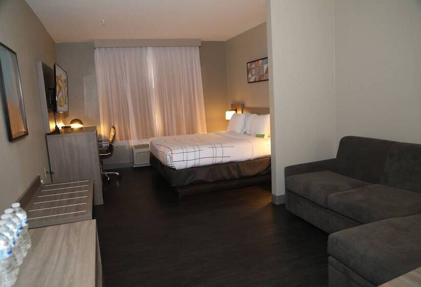 Номер Deluxe, La Quinta By Wyndham Montgomery