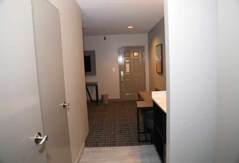 Люкс, La Quinta By Wyndham Montgomery