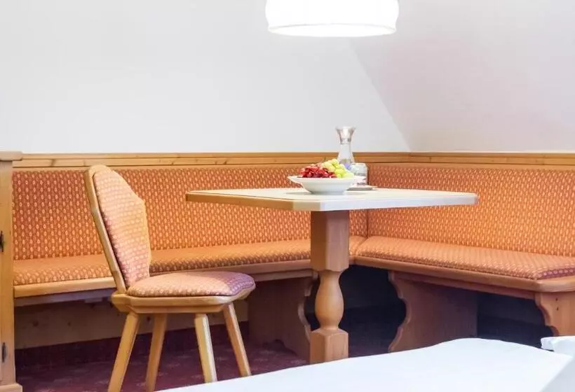 اتاق استاندارد, Strandhotel Seehof