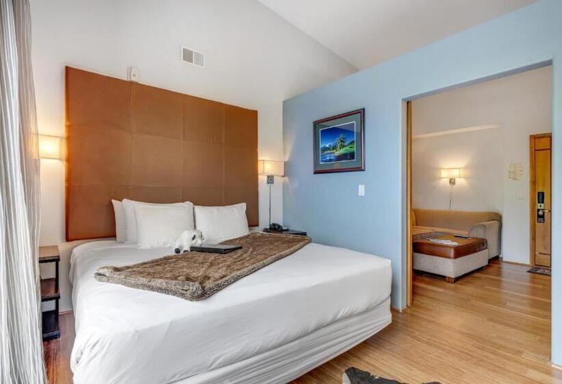 스위트, The White Buffalo Club