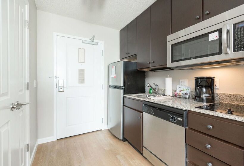 جناح, Towneplace Suites Winchester