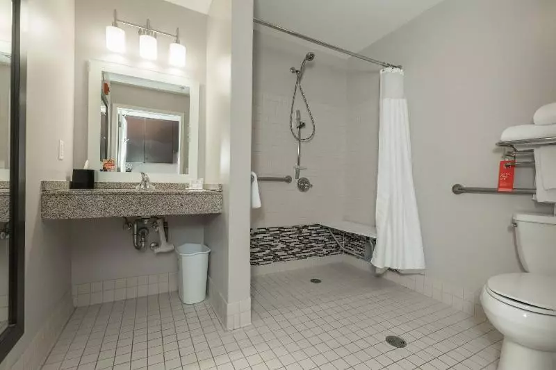 キングサイドベッドのスタンダードワンルーム, Towneplace Suites Winchester