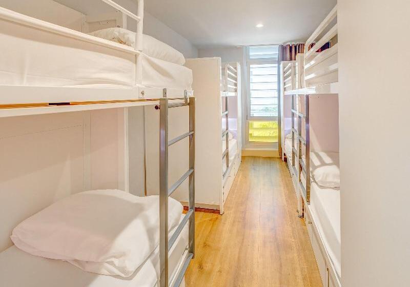 تختخواب در اتاق مشترک, Generator Barcelona