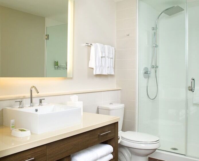 スイート, Element Ewing Princeton