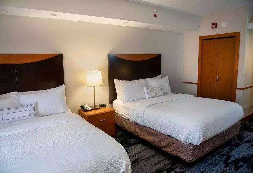 スタンダードスタジオ, Fairfield Inn & Suites Lewisburg