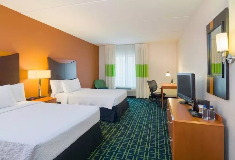 ２ダブルベッドのスタンダードルーム, Fairfield Inn & Suites Lock Haven