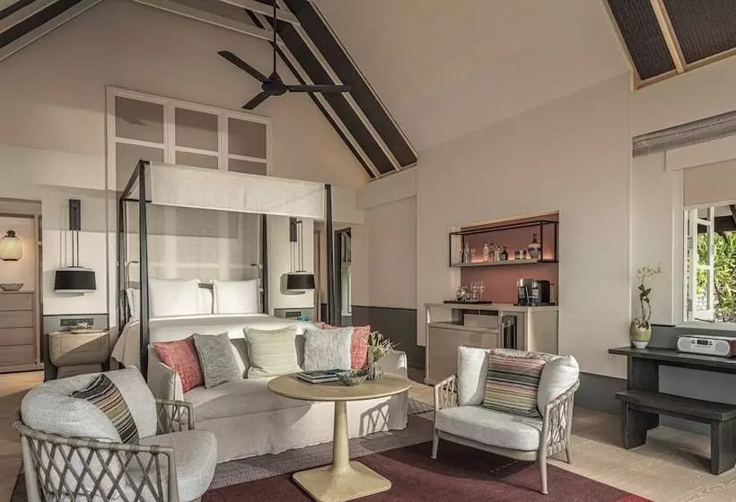 بانگلوی ممتاز, Four Seasons Resort Maldives At Landaa Giraavaru