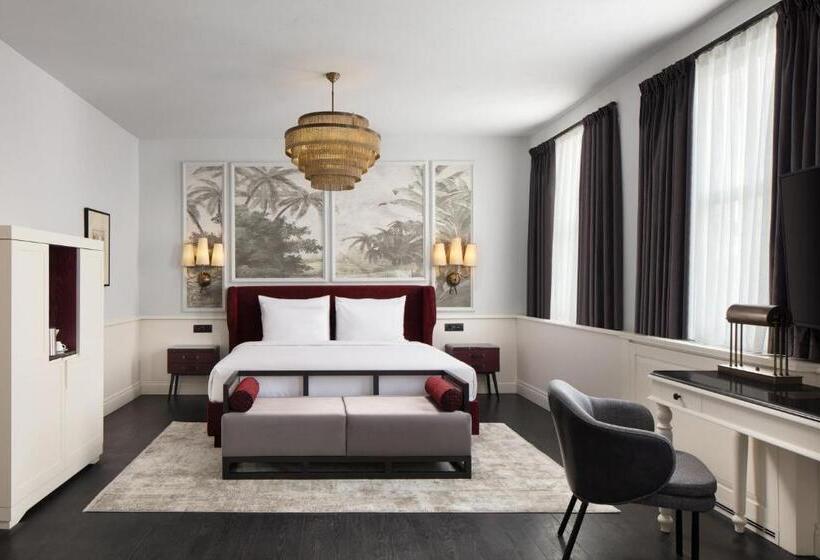 Premium Suite, Adahan Decamondo Pera, Autograph Collection