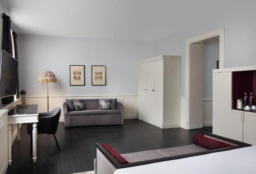 Premium Suite, Adahan Decamondo Pera, Autograph Collection