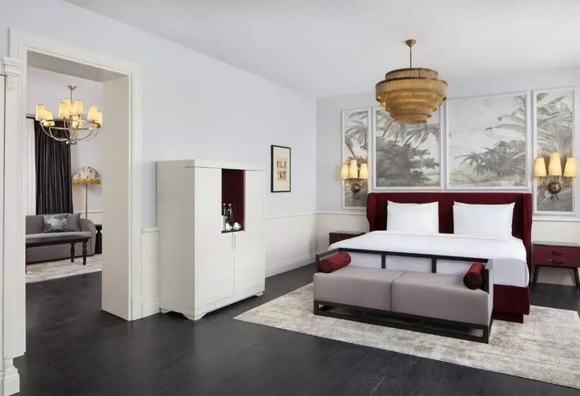 Premium Suite, Adahan Decamondo Pera, Autograph Collection