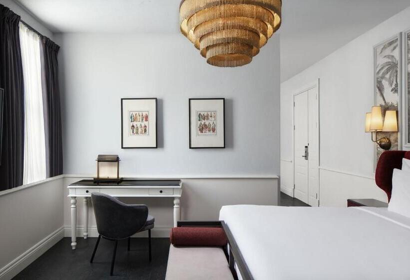 Junior Suite King Bed, Adahan Decamondo Pera, Autograph Collection