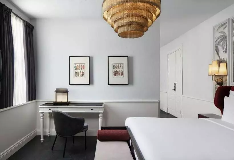 Junior Suite King Bed, Adahan Decamondo Pera, Autograph Collection