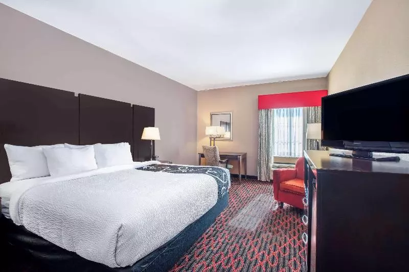 キングサイズベッドのデラックスルーム, La Quinta By Wyndham Conway