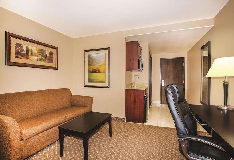 Номер Deluxe, La Quinta By Wyndham Ely