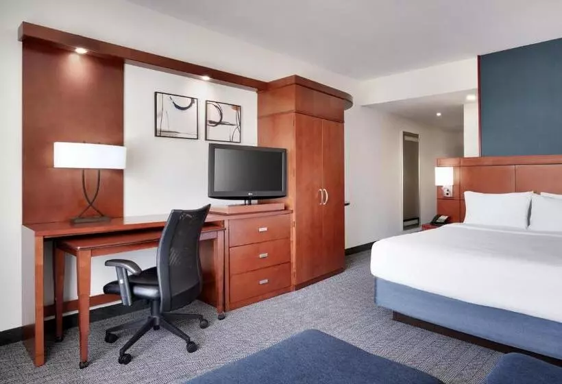 キングサイズベッドのスタンダードルーム, Courtyard By Marriott Houston Nasa Clear Lake