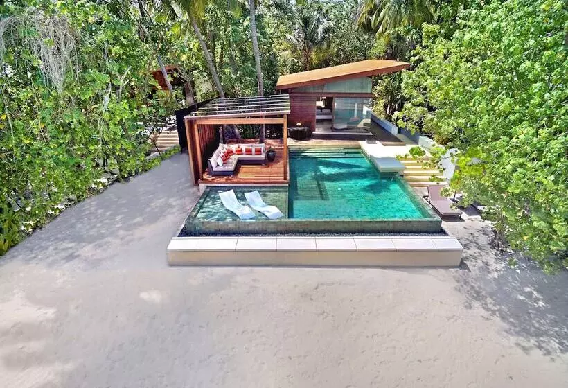 ویلای لوکس 1 خوابه, Park Hyatt Maldives Hadahaa