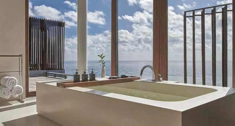 ویلای 1 خوابه, Park Hyatt Maldives Hadahaa