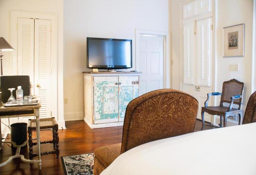 اتاق استاندارد با تخت بزرگ, Audubon Cottages