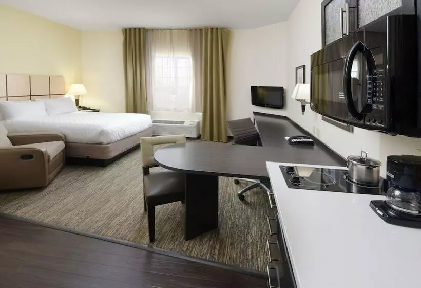 身障者適用スイートルーム, Candlewood Suites Odessa, An Ihg