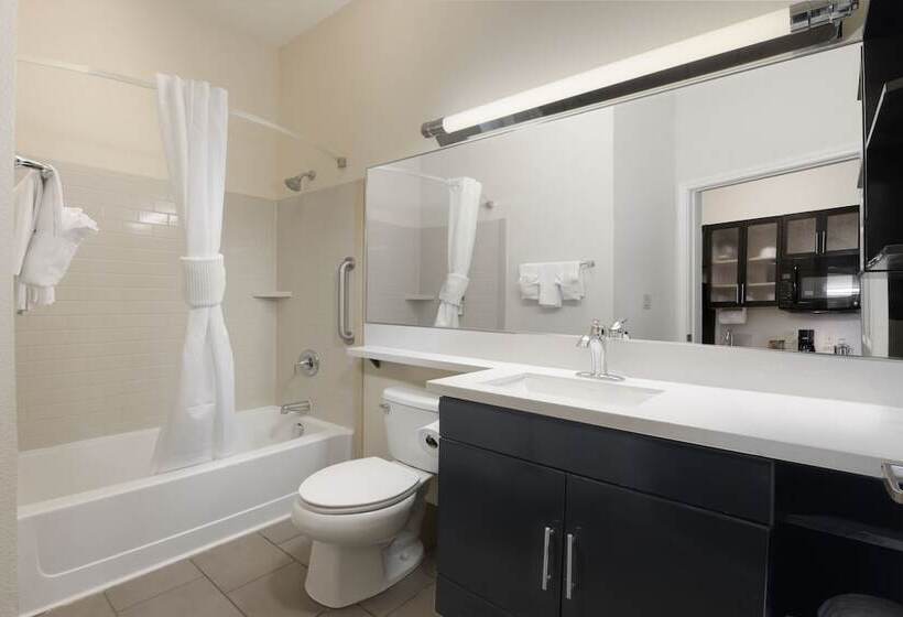 Студия Стандарт Двуспальная Кровать, Candlewood Suites Odessa, An Ihg