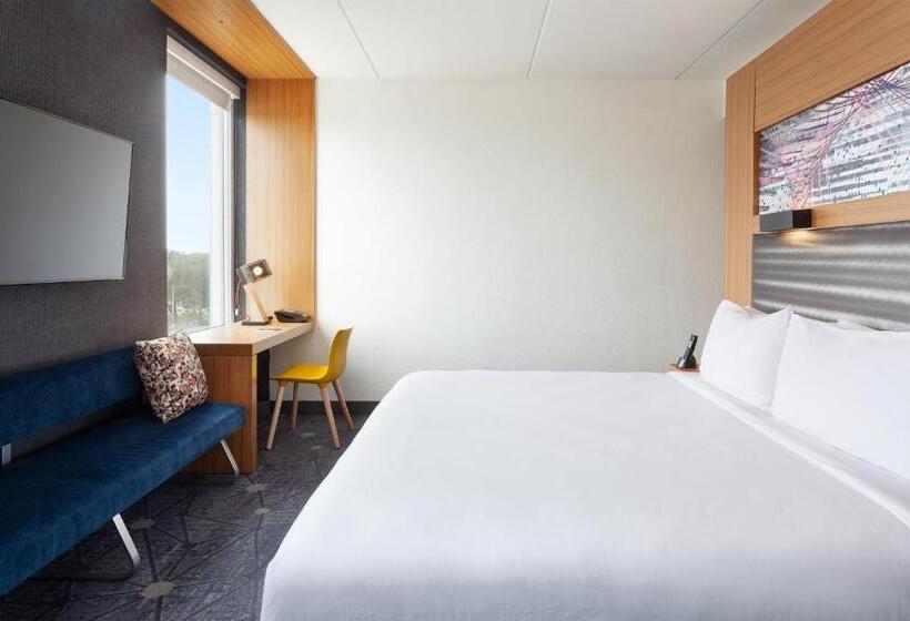 带大床的标准间, Aloft Jacksonville Tapestry Park