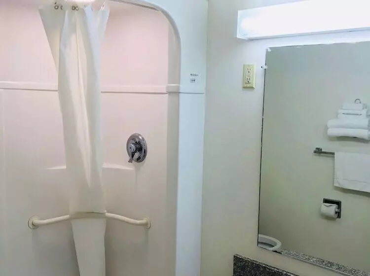 ２ダブルベッドのスタンダードルーム, Americas Best Value Inn Lake City