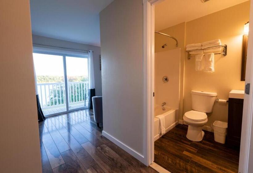 발코니 디럭스 룸, Ledges By The Bay