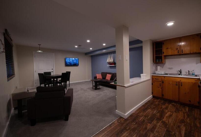 Семейный Номер Боковой Вид на Море, Ledges By The Bay