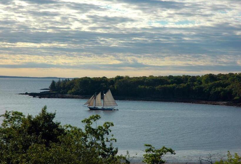 Номер Стандарт, Ledges By The Bay