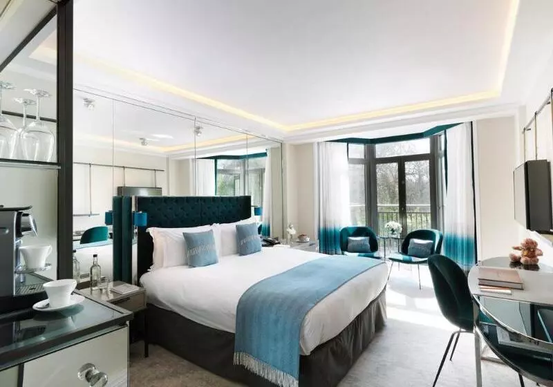 اتاق استاندارد با چشم‌انداز پارک, The Athenaeum Hotel & Residences