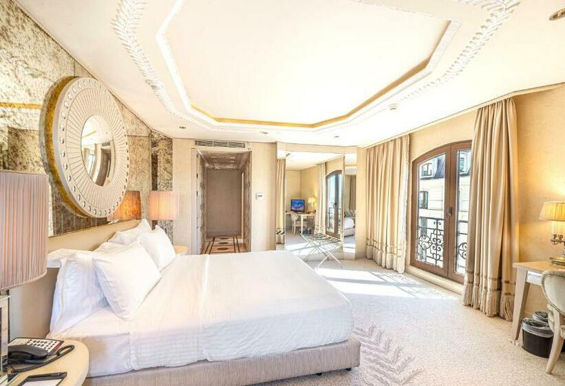 キングサイズベッドのスタンダードルーム, Wyndham Grand Istanbul Kalamış Marina