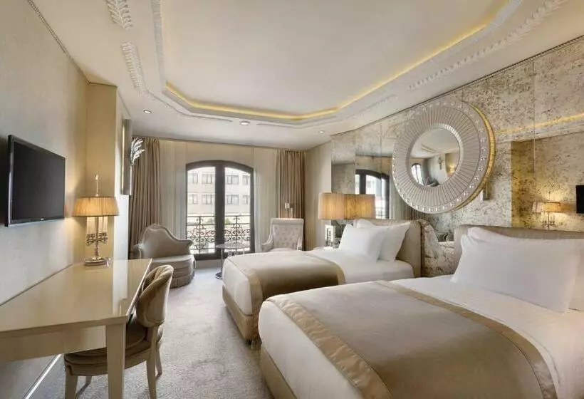シティビューのデラックスルーム, Wyndham Grand Istanbul Kalamış Marina