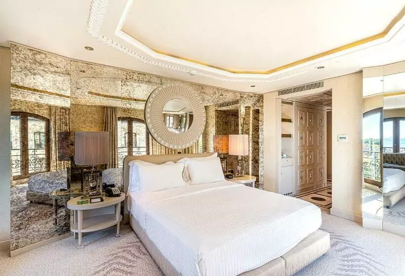 キングサイズベッドのデラックスルーム, Wyndham Grand Istanbul Kalamış Marina