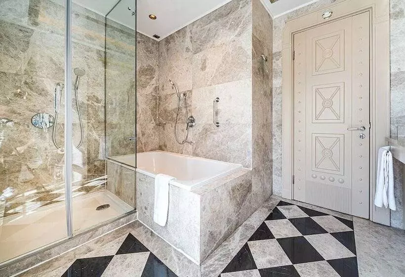 スイート（家族用）, Wyndham Grand Istanbul Kalamış Marina