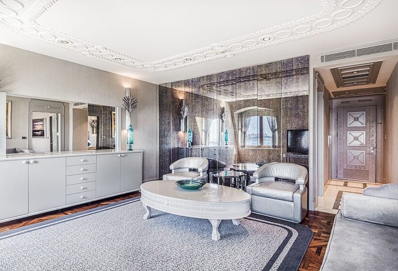 海の見えるエクゼクティブスイート, Wyndham Grand Istanbul Kalamış Marina