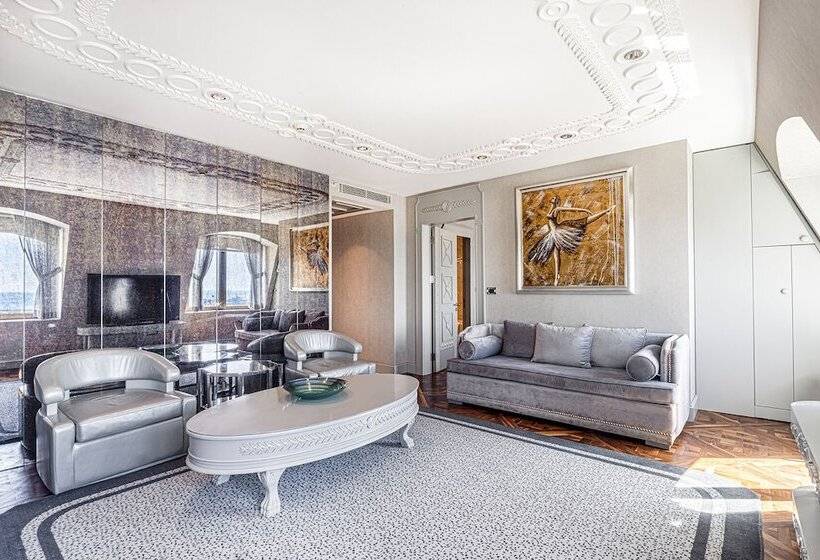 Executive Suite Sea View, Wyndham Grand Istanbul Kalamış Marina
