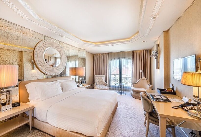 Deluxe Room City View, Wyndham Grand Istanbul Kalamış Marina