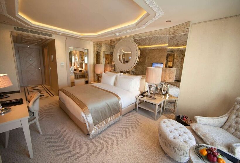 片側に海が見えるデラックスルーム, Wyndham Grand Istanbul Kalamış Marina