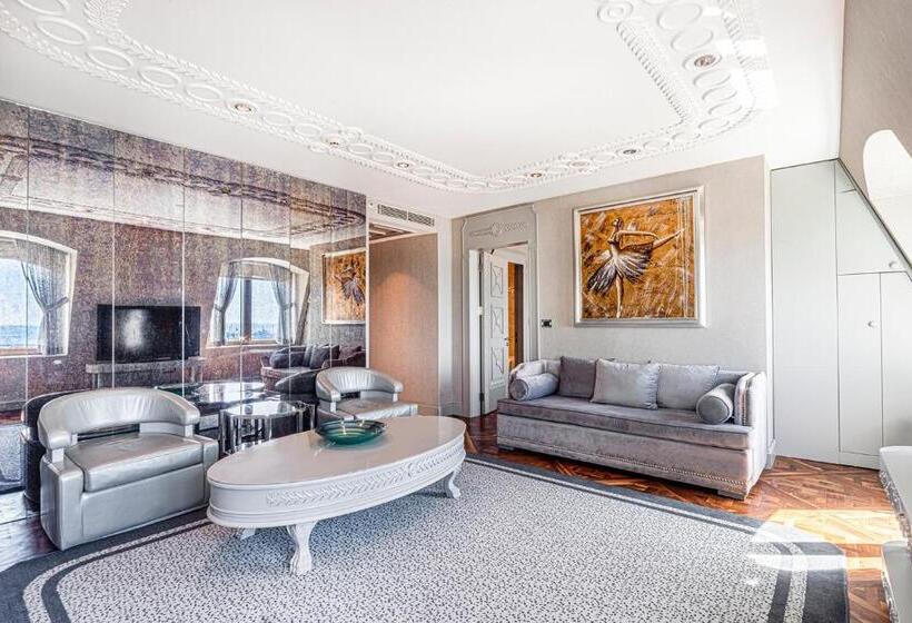 海の見えるエクゼクティブスイート, Wyndham Grand Istanbul Kalamış Marina