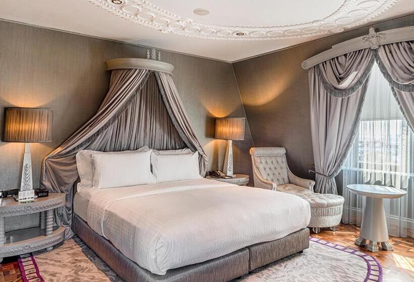 Executive Suite Sea View, Wyndham Grand Istanbul Kalamış Marina