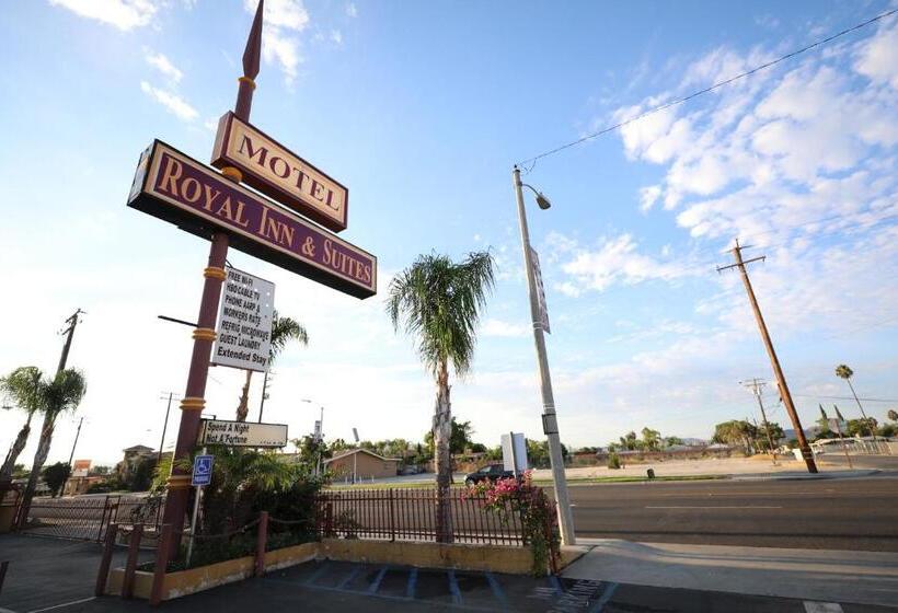 غرفة قياسية سرير كينج, Royal Inn And Suites