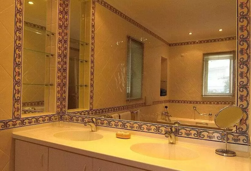 1 Bedroom Apartment, Vila Palmeira Beach Resort