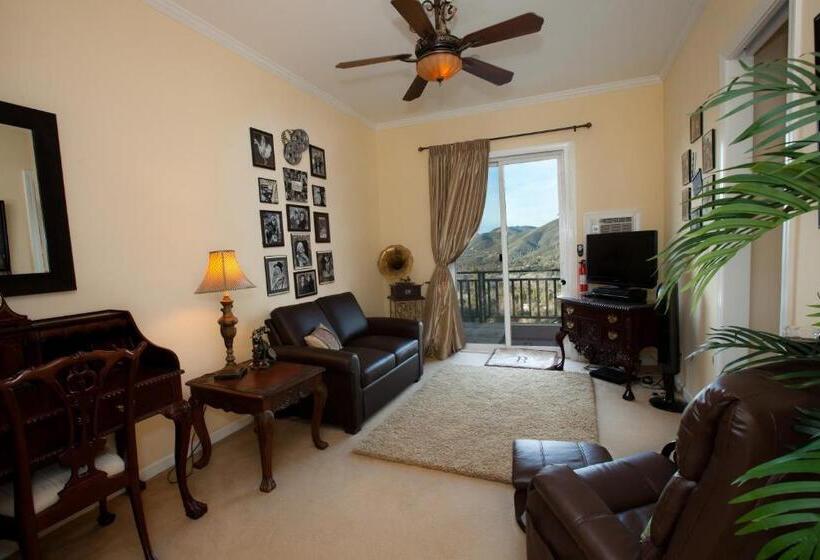 Люкс Вид на Горы, Bella Vista Bed And Breakfast