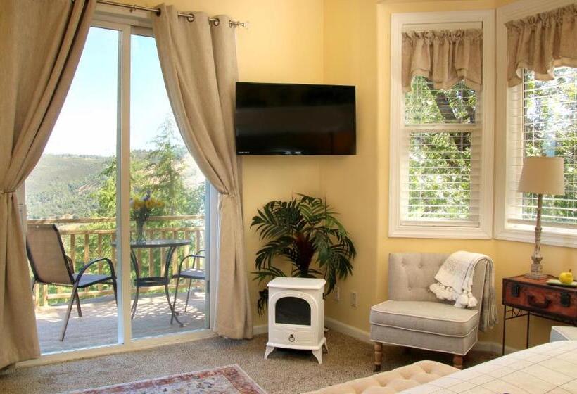 סוויטה נוף לבריכה, Bella Vista Bed And Breakfast