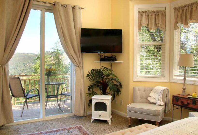 סוויטה נוף לבריכה, Bella Vista Bed And Breakfast