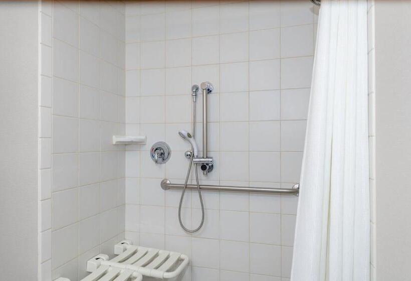 Студия Стандарт, Fairfield Inn & Suites By Marriott Wichita Downtown