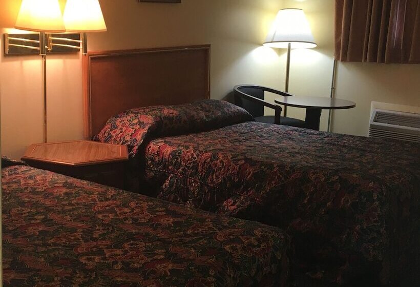Номер Стандарт 2 Двуспальные Кровати, Guest House Motel Chanute